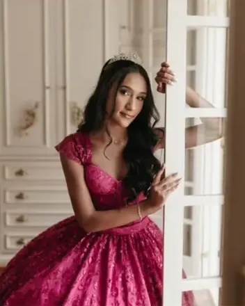 Debutante fotografada por Larissa Assis